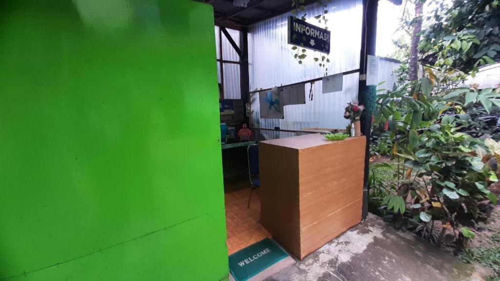 Готель Oyo 90714 Umah Pande Tabanan Near Tanah Lot Екстер'єр фото